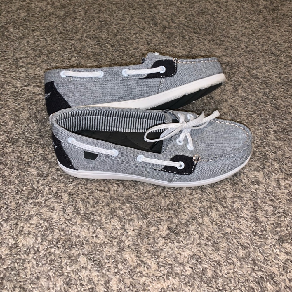 Gray Sperry Size 6.5 slip ons